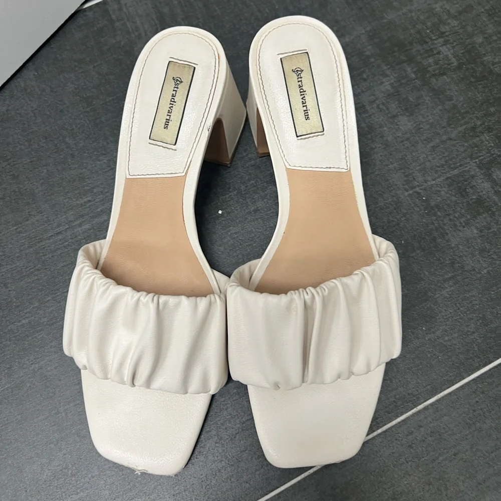 stradivarius perfect minimalist